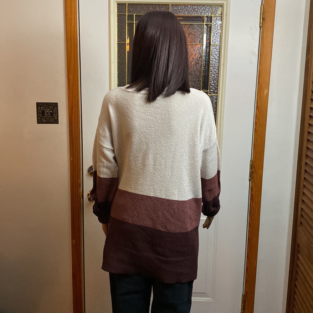 GUC - Ana - Color Block Sweater - Size Medium - Picture 9 of 10